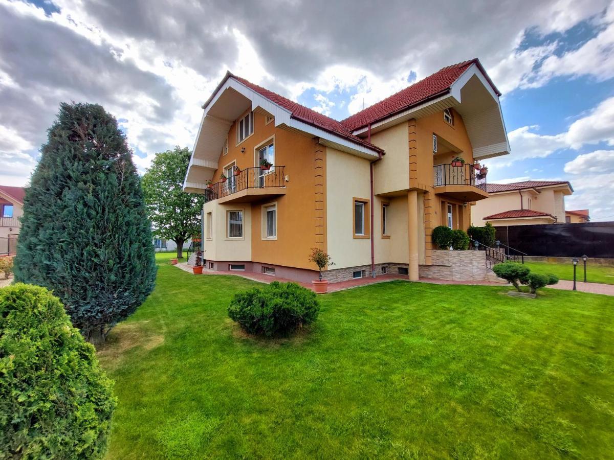 Willa Casuta Cu Tei Oradea Zewnętrze zdjęcie